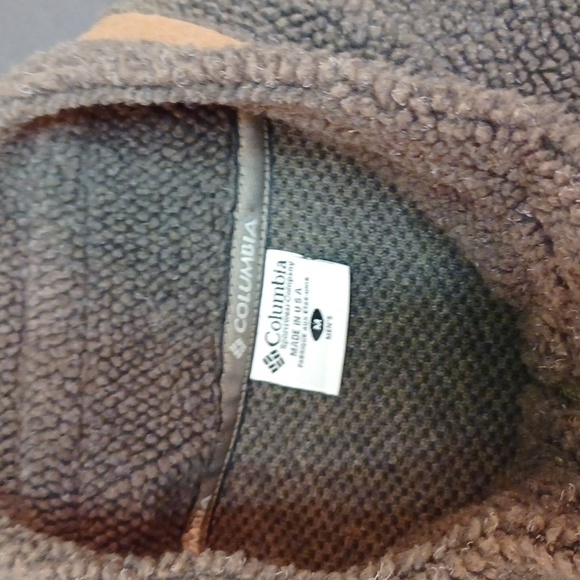 NWT Sherpa full zip Columbia vest - Picture 5 of 6